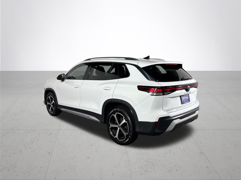 2025 Volkswagen Tiguan 2.0T SE