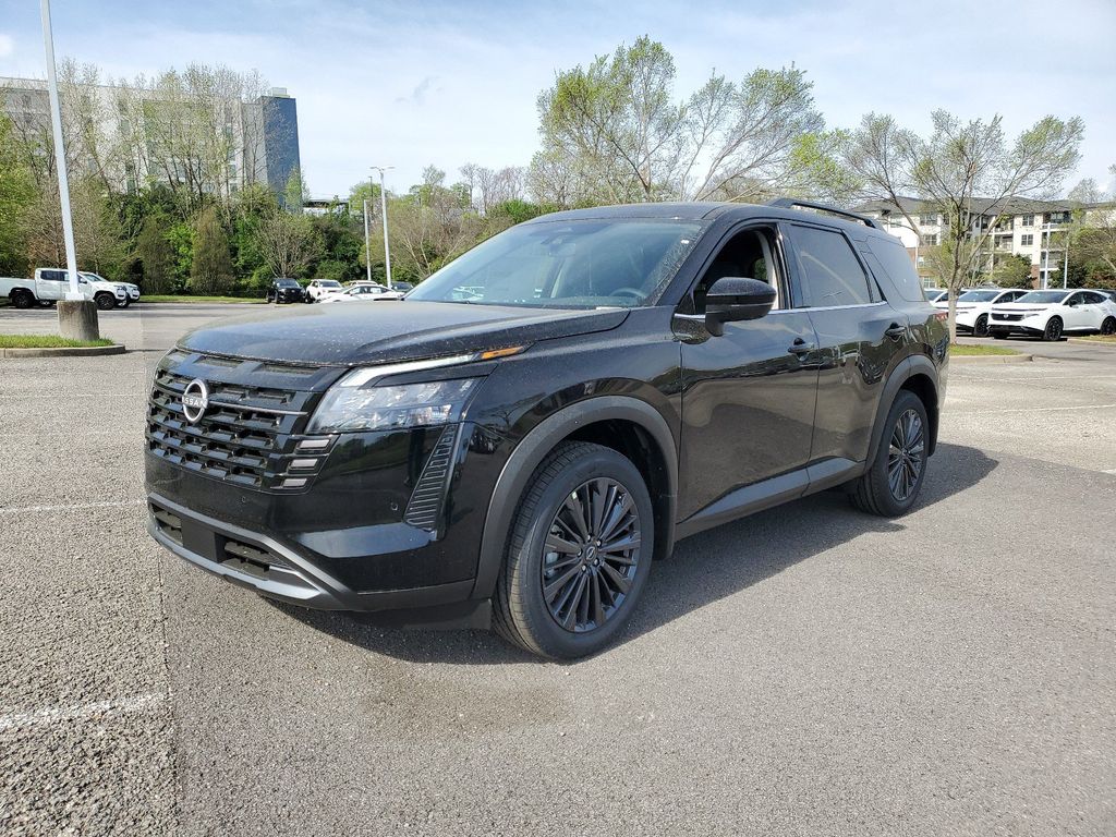 View vehicle photo 2