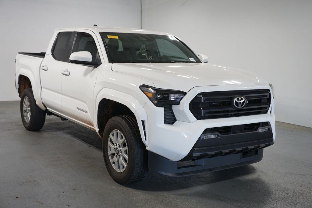 Thumbnail: 2024 Toyota Tacoma - 3