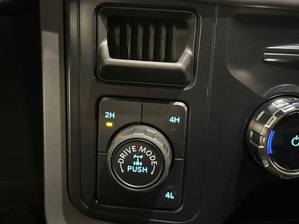 New 2026 White Ford XLT image 28