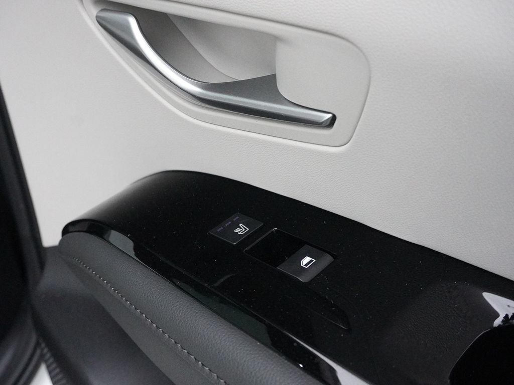 Used 2025 White Hyundai Limited image 48
