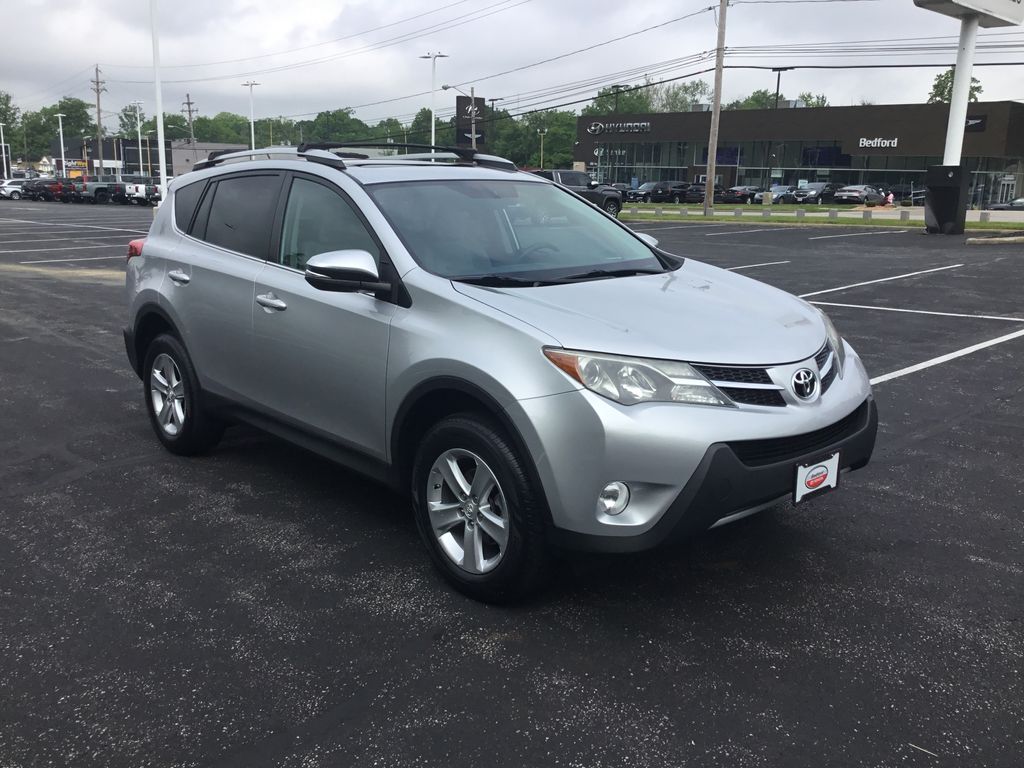 2014 Toyota RAV4 XLE 7