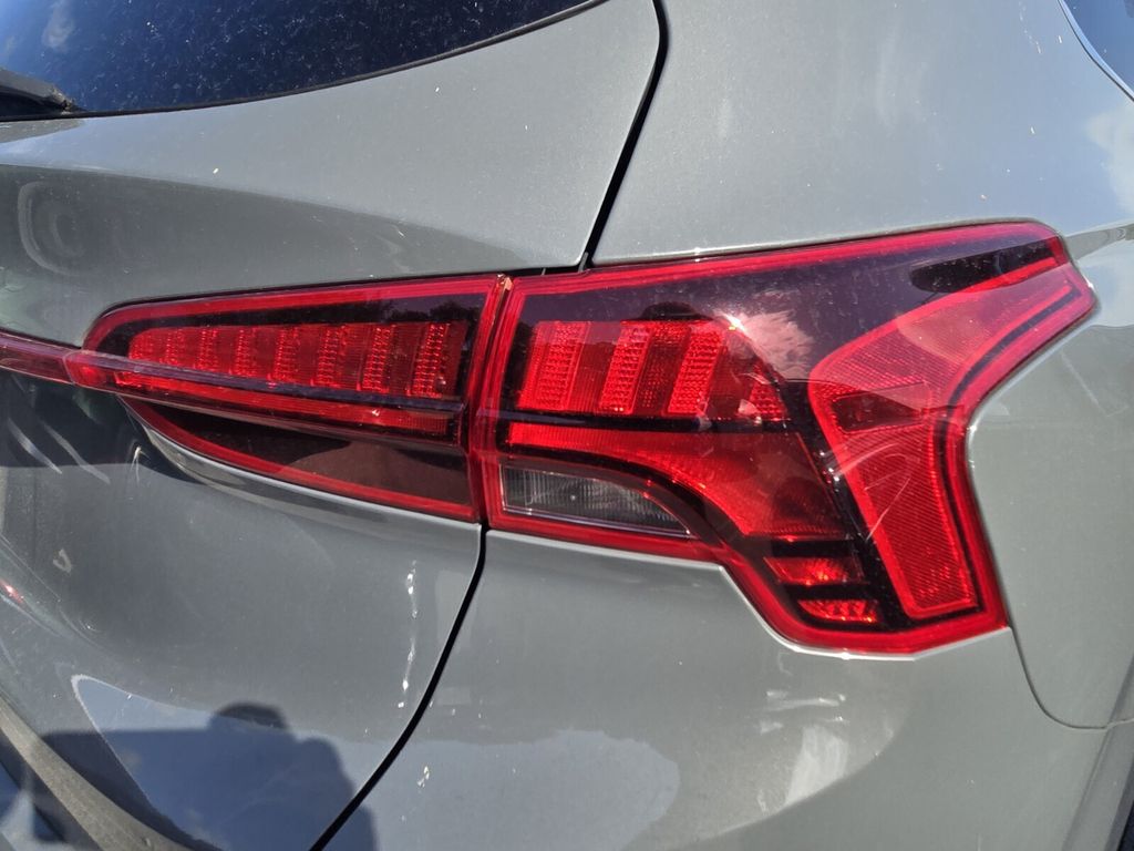 2023 Hyundai Santa Fe - $22,599