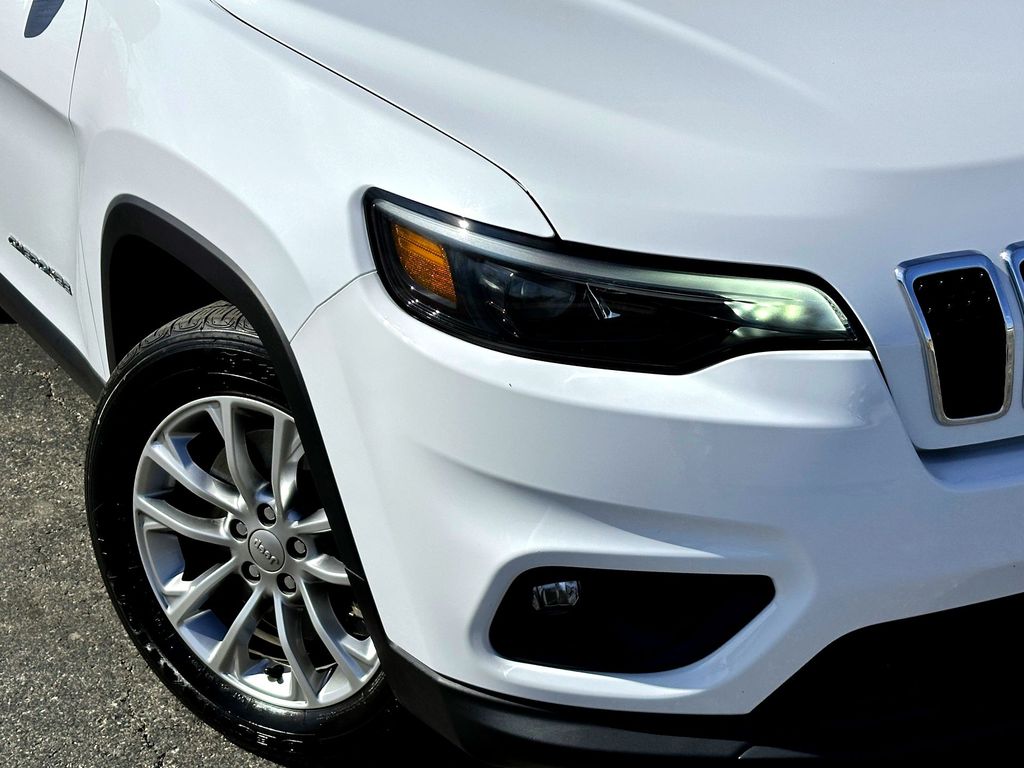 Used Car 2022 Jeep Cherokee  Latitude Lux For Sale Under $25,000 In Taylor, Texas