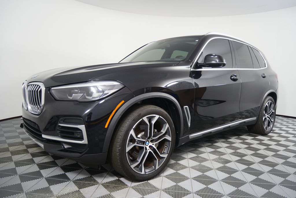 2022 BMW X5 sDrive40i 8