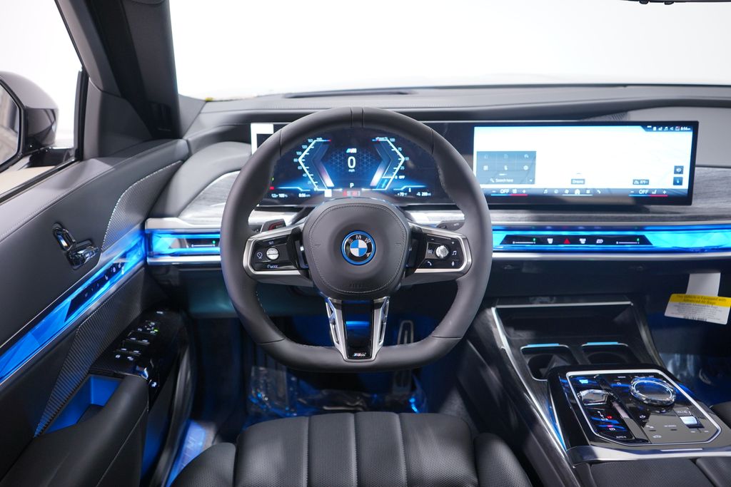 Thumbnail: 2026 BMW i7 - 12