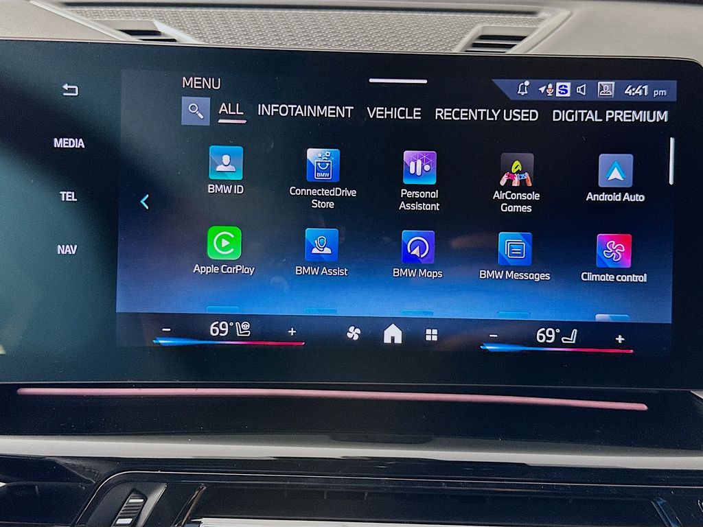 Thumbnail: 2026 BMW X1 - 11