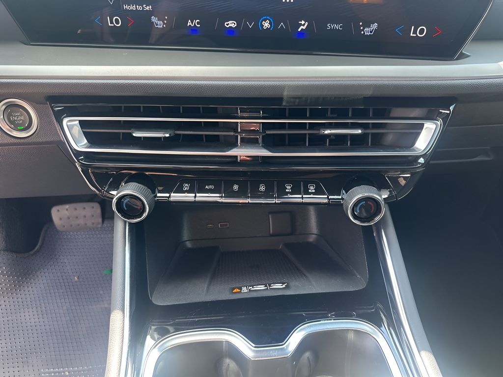 Used Car 2025 Chevrolet Traverse  Lt For Sale Under $40,000 In Austin, Texas