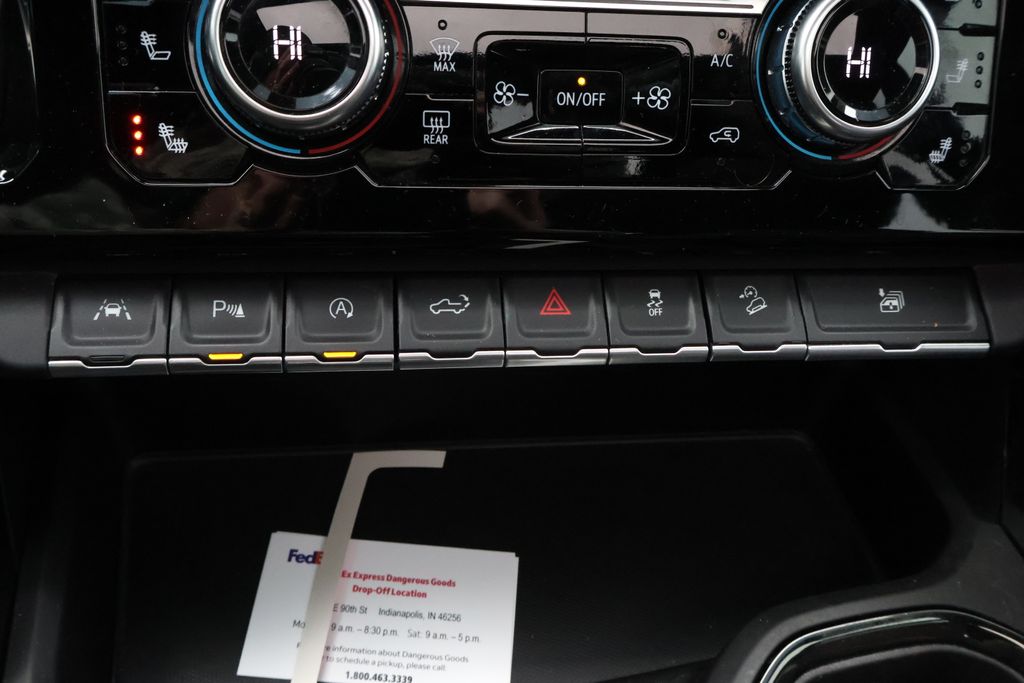 Thumbnail: 2022 GMC Sierra 1500 - 32