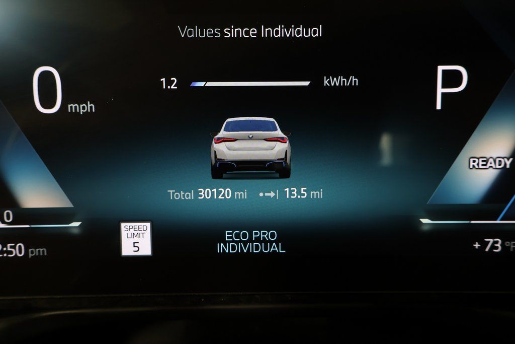 Thumbnail: 2024 BMW i4 - 17