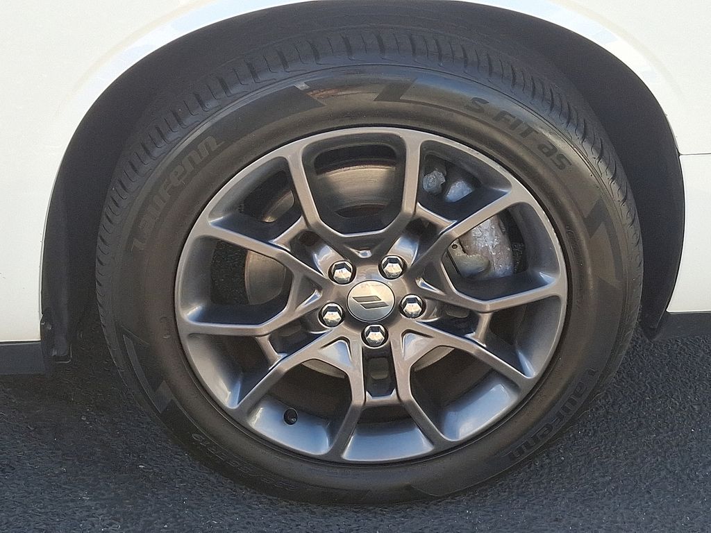2018 Dodge Challenger GT 8