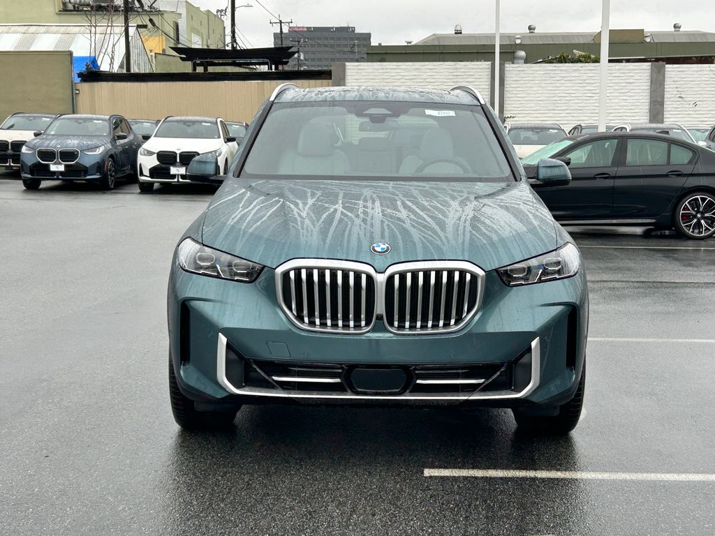 2025 BMW X5 xDrive40i 8