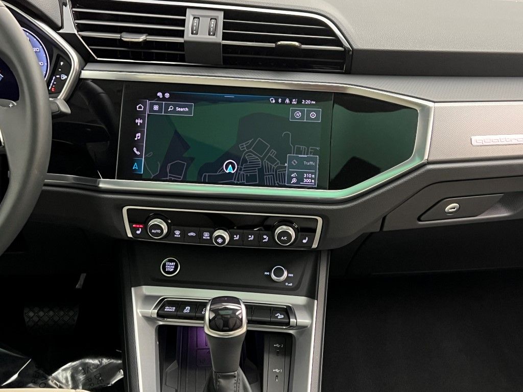 Thumbnail: 2025 Audi Q3 - 20