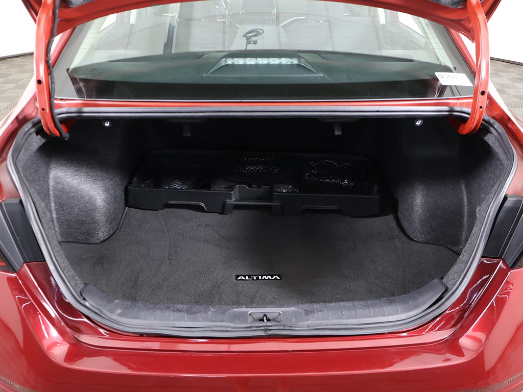 Used 2023 Red Nissan 2.5 SV image 16