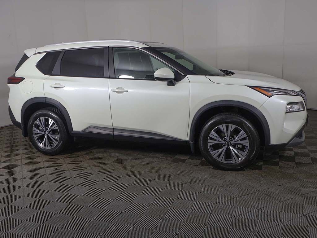 Used 2023 White Nissan SV image 19