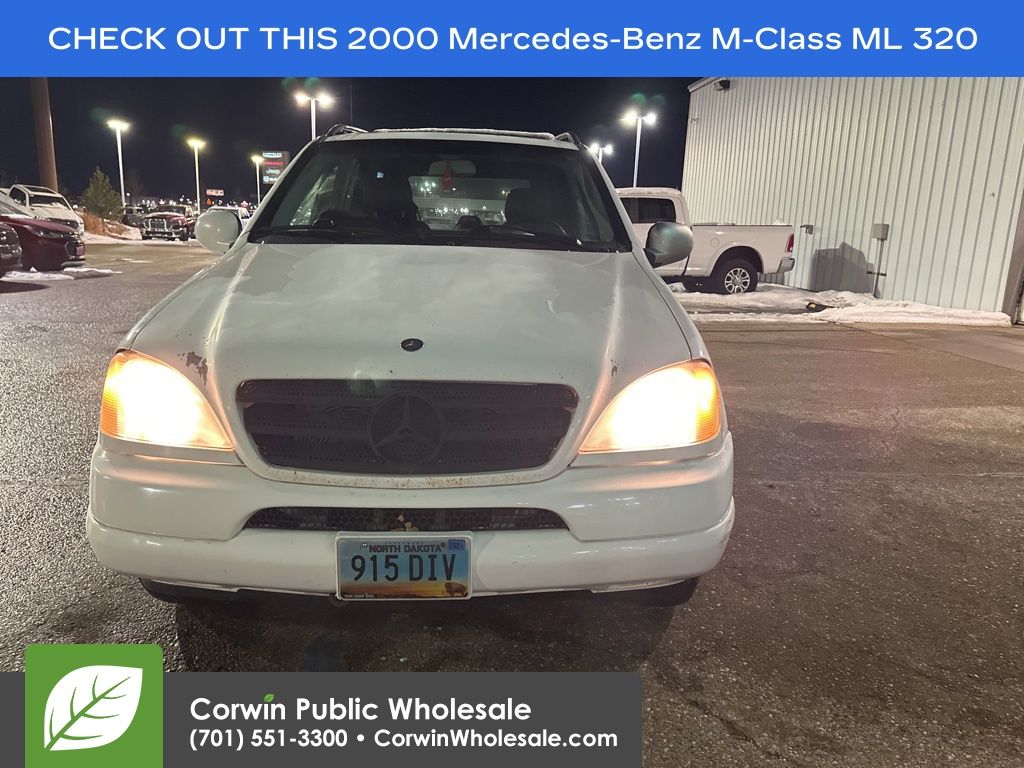 2000 Mercedes-Benz M-Class ML 320 4MATIC