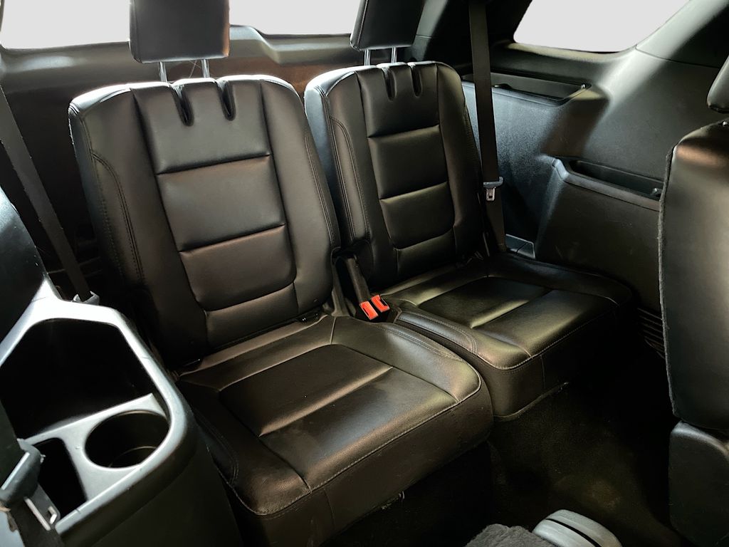 Used 2019 Black Ford XLT image 28