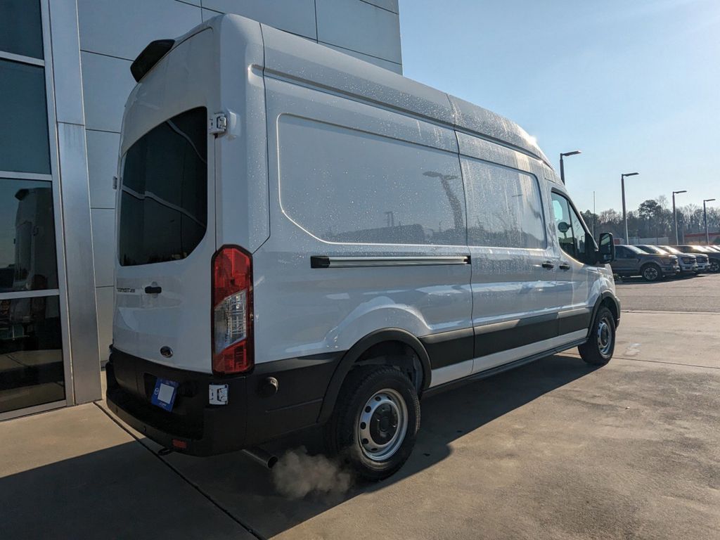 2024 Ford Transit 250