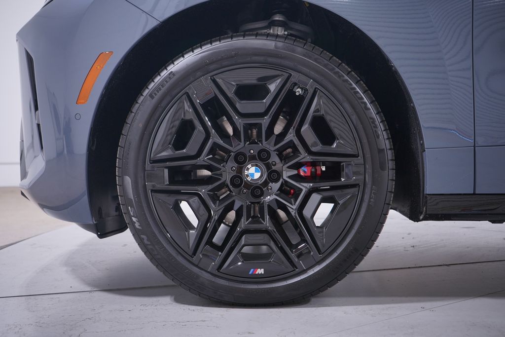 Thumbnail: 2026 BMW iX - 2