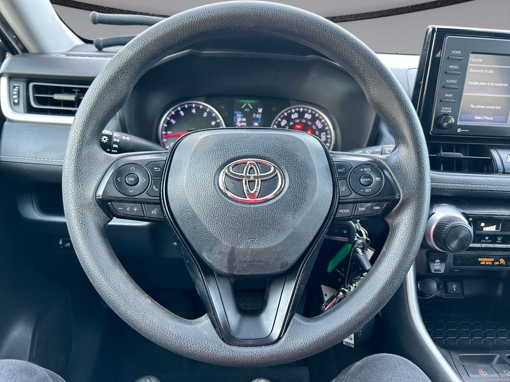 Thumbnail: 2021 Toyota RAV4 - 14