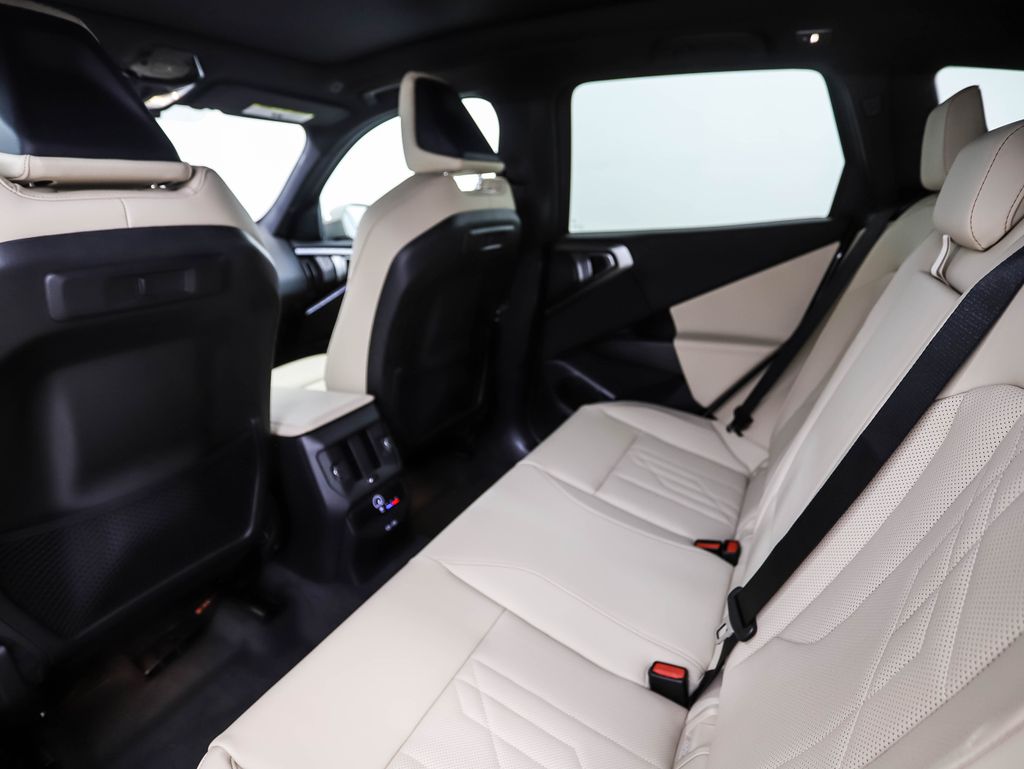 Thumbnail: 2026 BMW X3 - 22