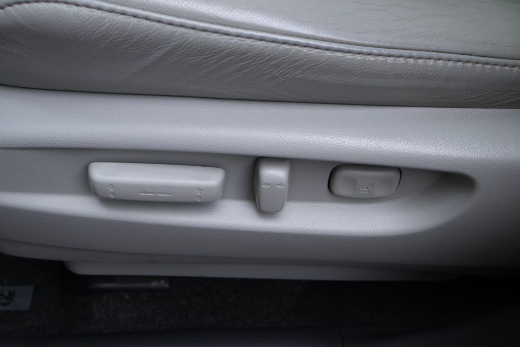 2017 Acura MDX Technology 32