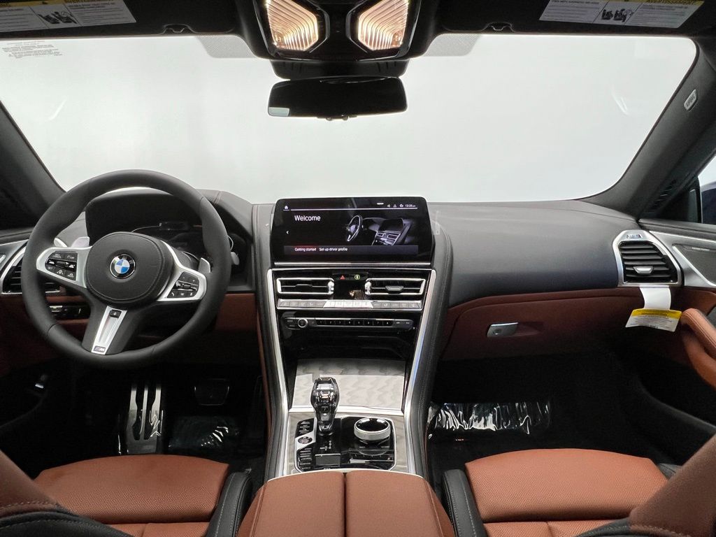 Thumbnail: 2026 BMW 8 Series - 10