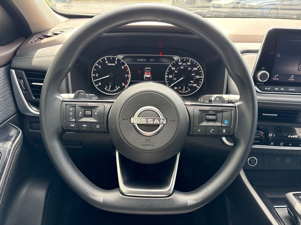 Used 2023 White Nissan SV image 27