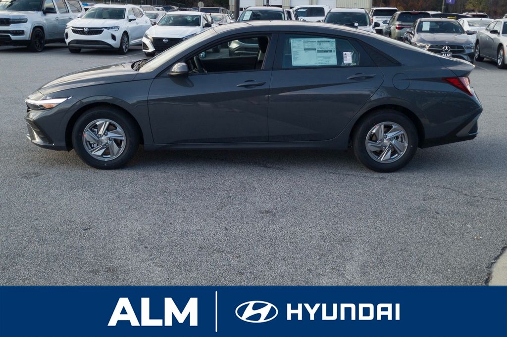 New 2026 Gray Hyundai SE image 10