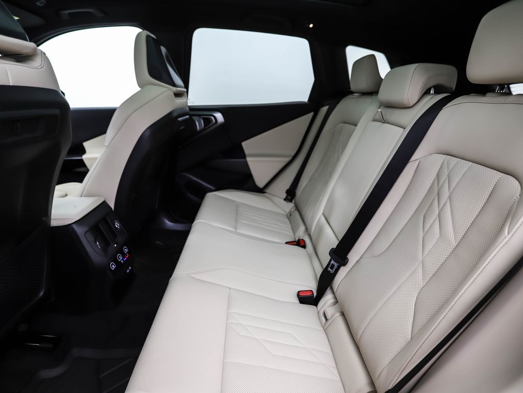 Thumbnail: 2026 BMW X3 - 23