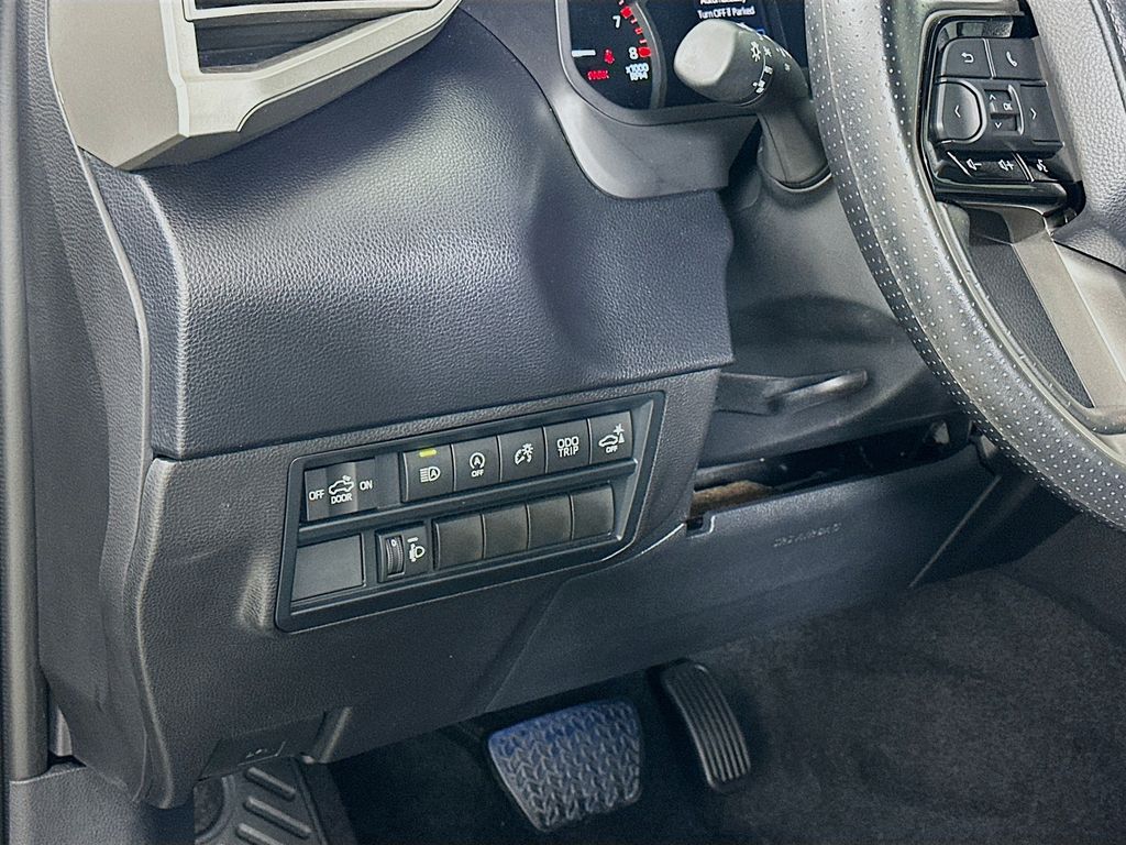 Thumbnail: 2024 Toyota Tundra - 10