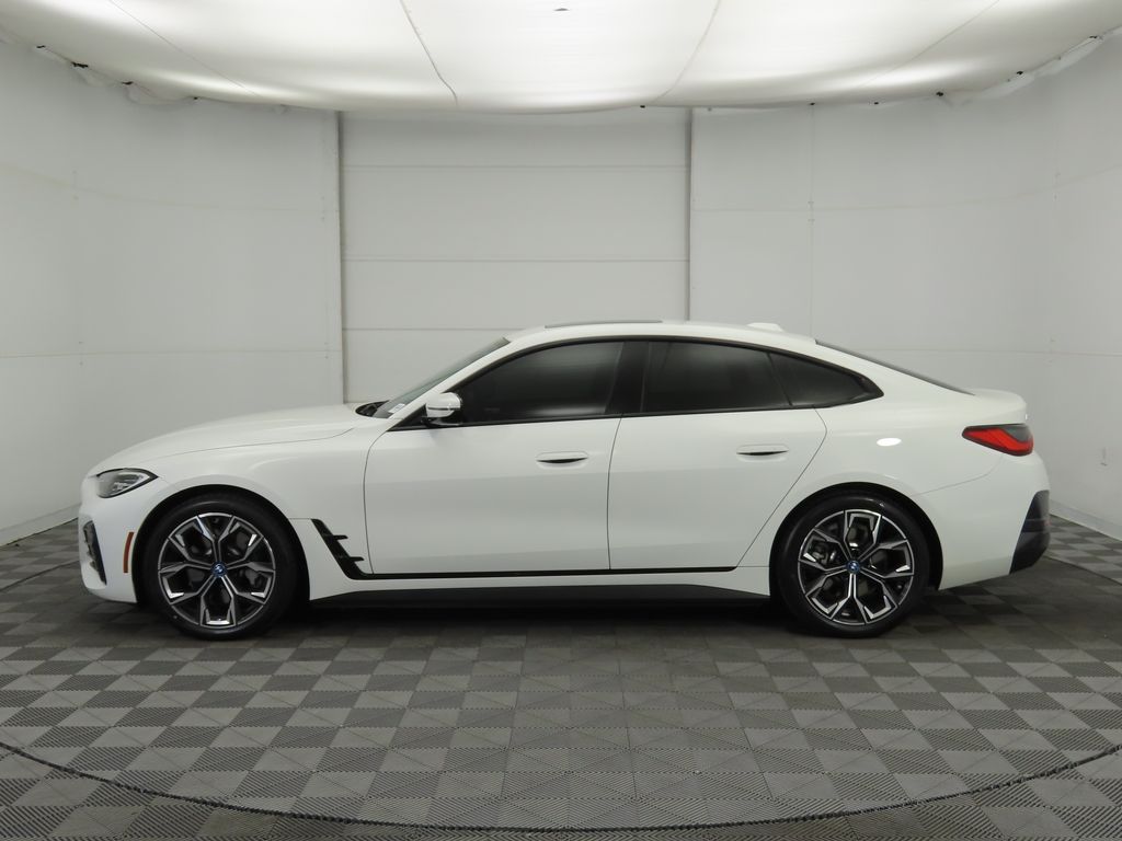 2022 BMW i4 eDrive40 8