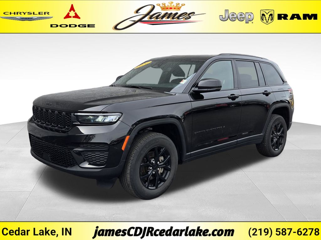 Diamond Black Crystal Pearlcoat 2024 Jeep Grand Cherokee SUV / Crossover Four-Wheel Drive 8-Speed Automatic