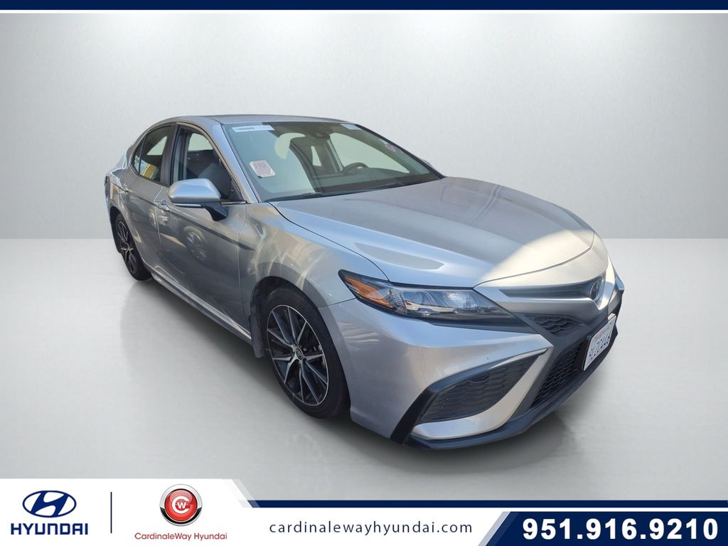 Celestial Silver Metallic 2024 Toyota Camry Sedan Front-Wheel Drive 8-Speed Automatic