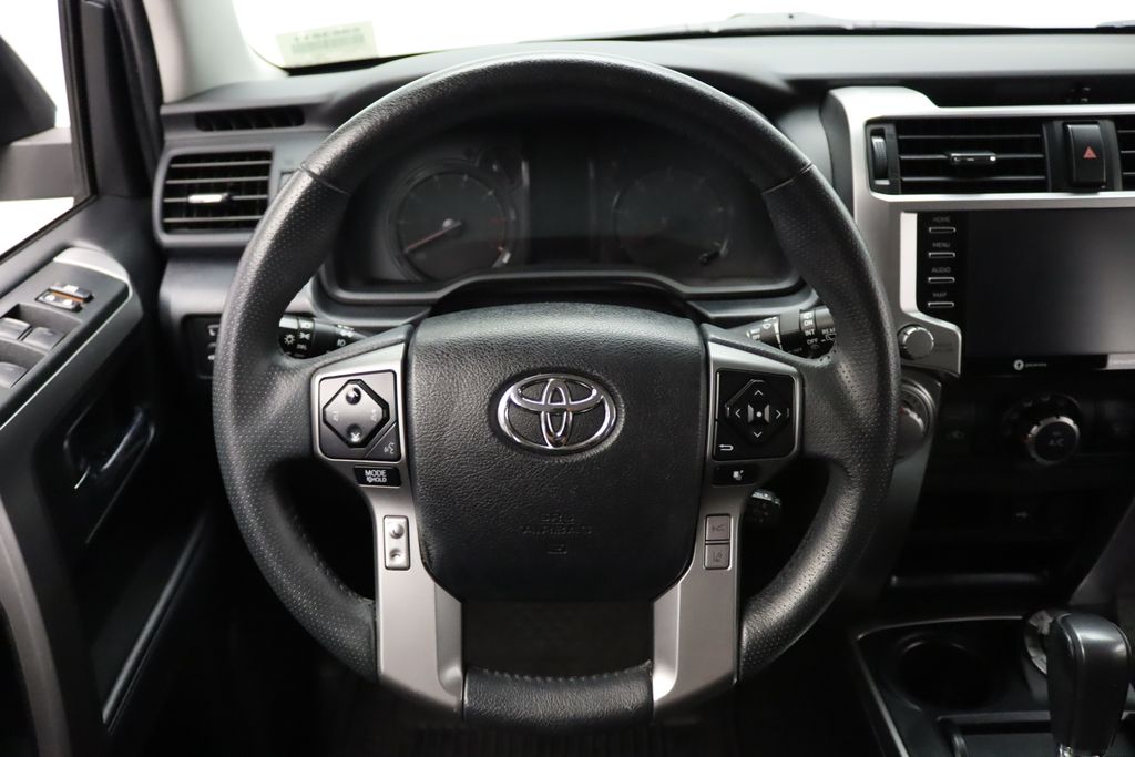 Thumbnail: 2021 Toyota 4Runner - 23