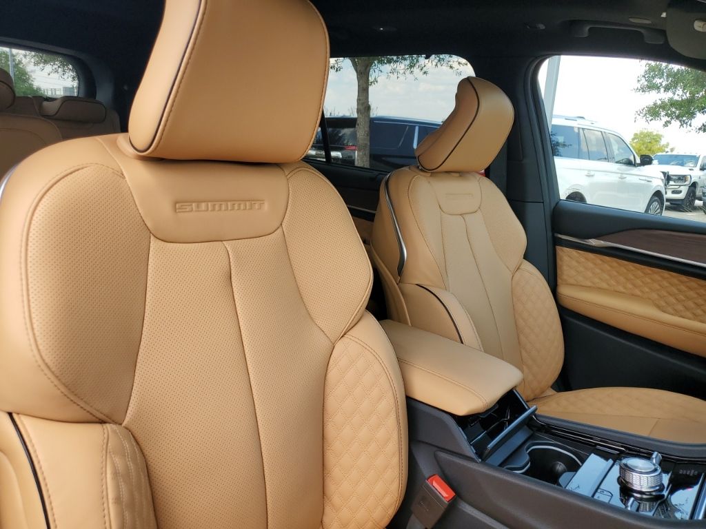 New Car 2025 Jeep Grand Cherokee L  Summit For Sale Under $70,000 In Austin, Texas