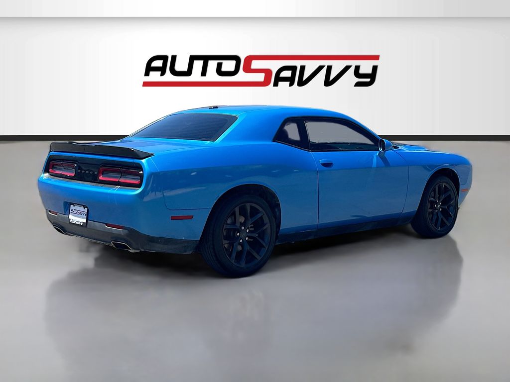 Used 2023 Blue Dodge SXT image 7