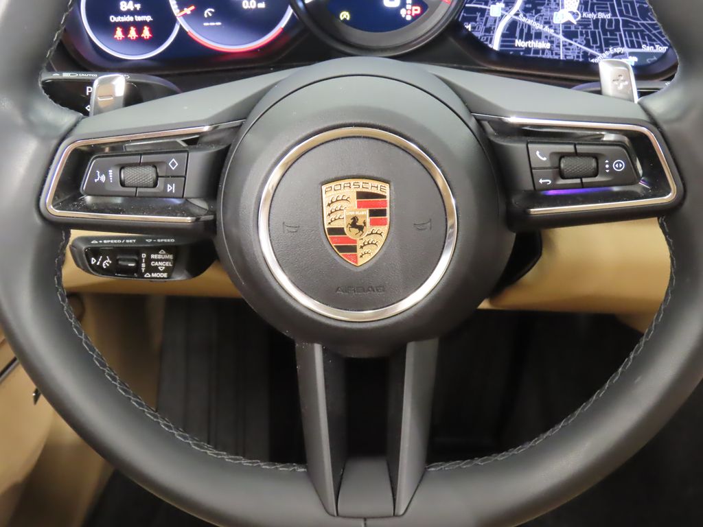Thumbnail: 2023 Porsche Panamera - 18
