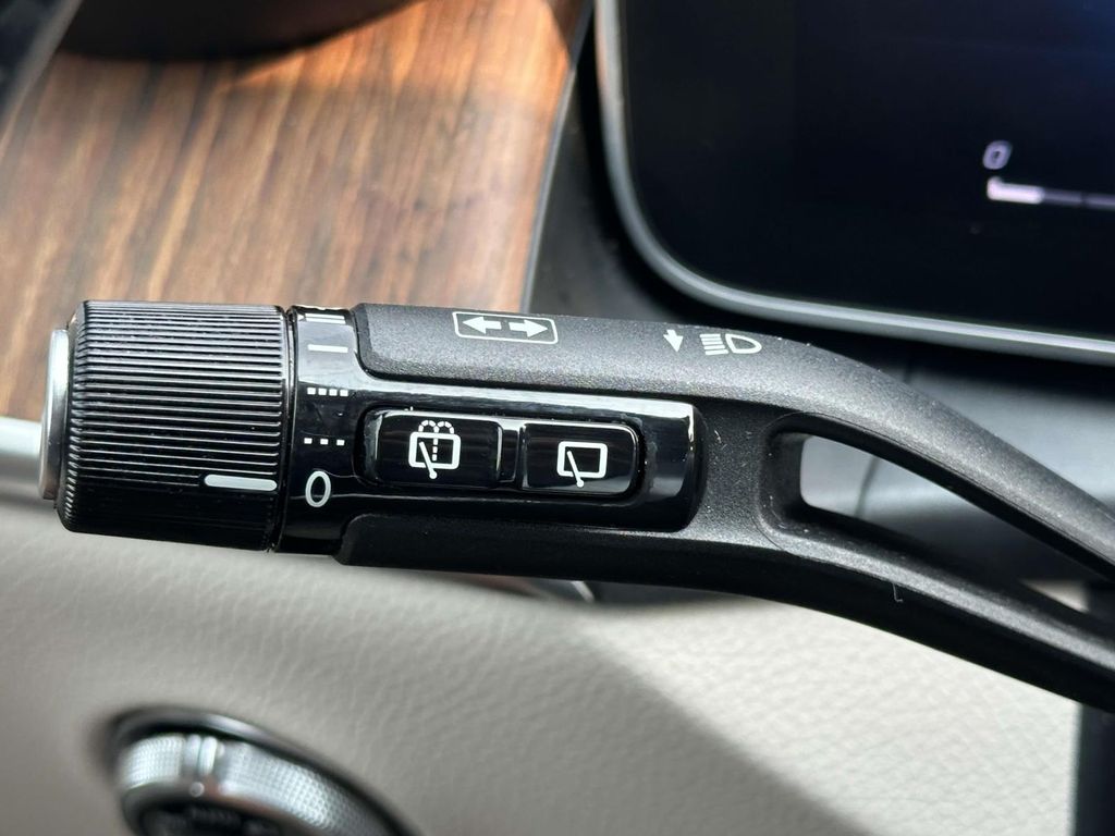 2024 Mercedes-Benz GLC 300 15