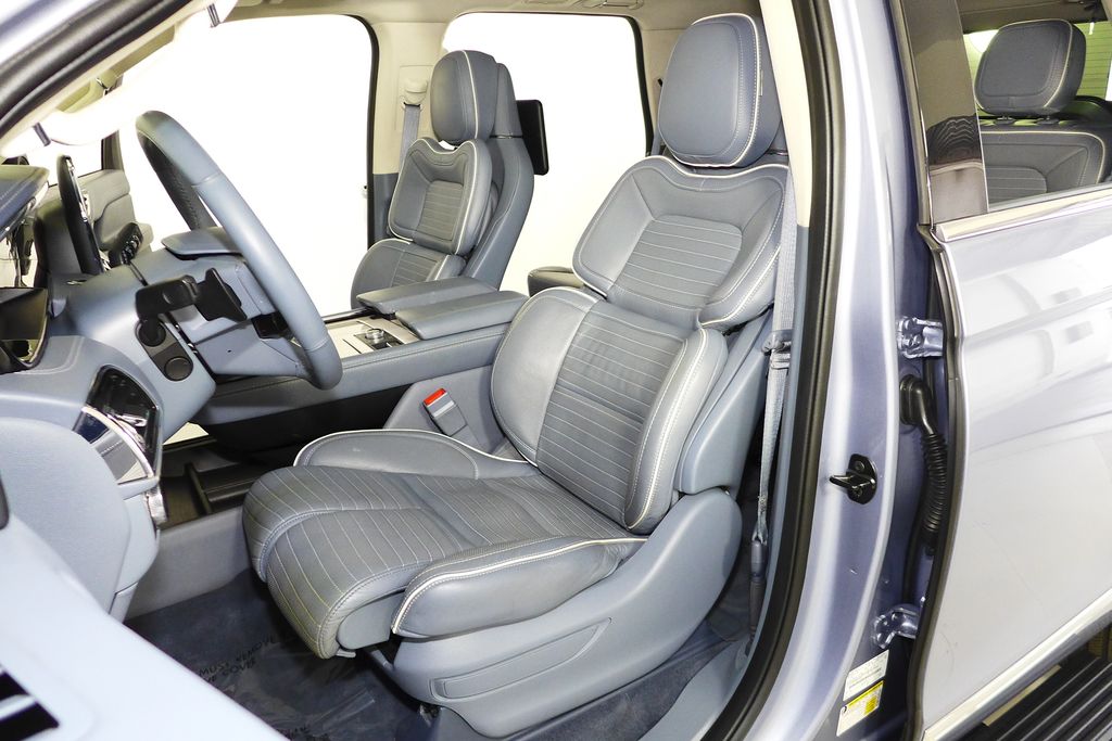 2021 Lincoln Navigator Black Label 23