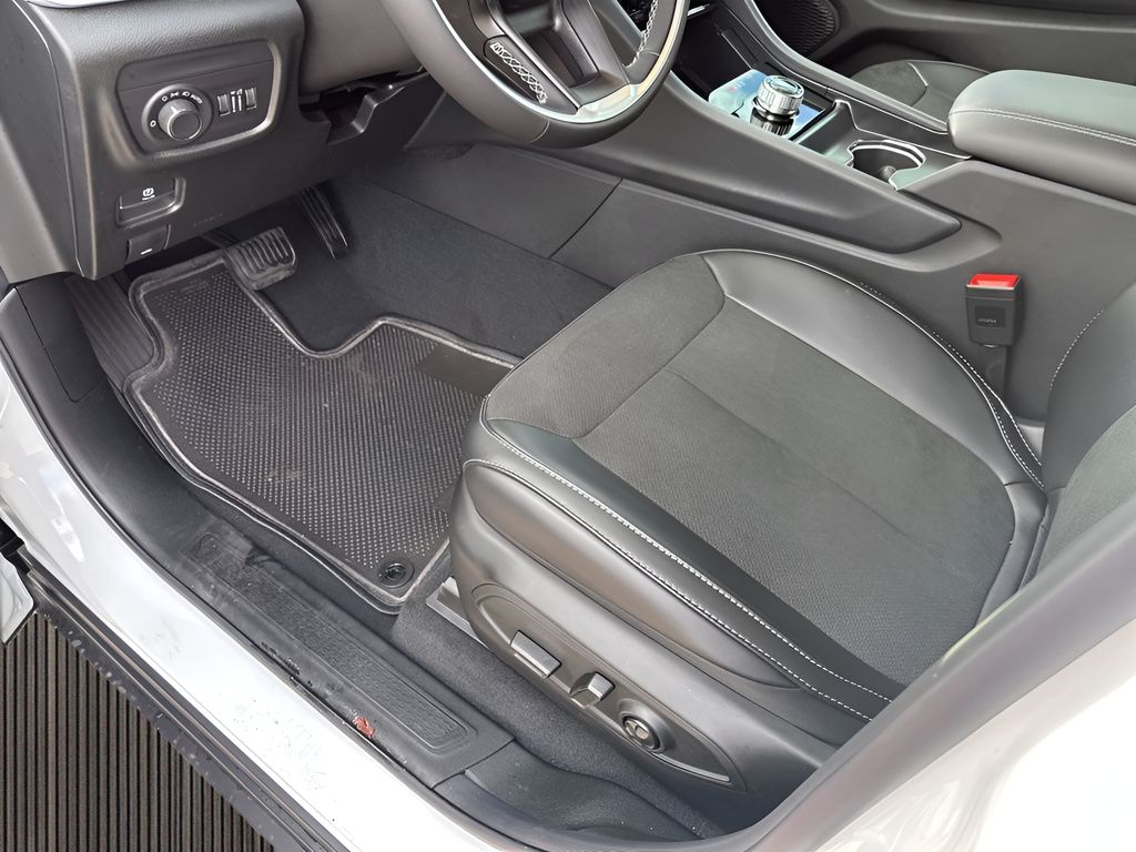 New Car 2025 Jeep Grand Cherokee  For Sale Under $50,000 In Austin, Texas