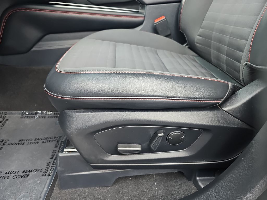 Used 2025 Ford Explorer SUV