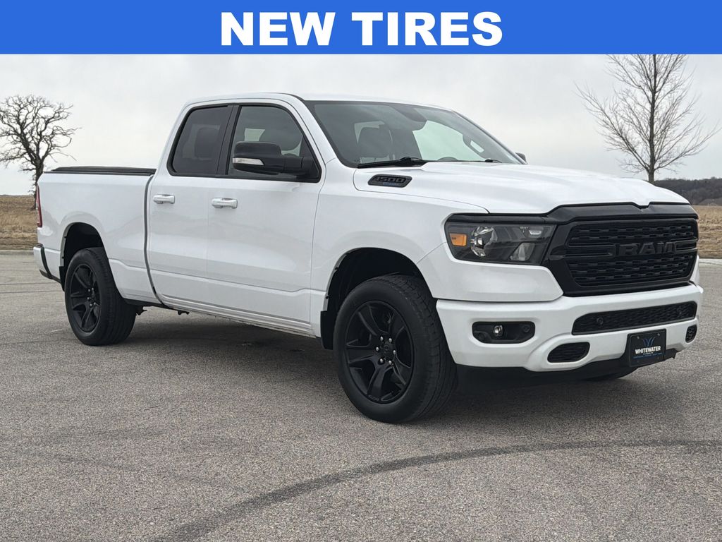 Bright White Clearcoat 2022 RAM 1500 Big Horn Quad Cab 4WD Pickup Truck Four-Wheel Drive 8-Speed Automatic