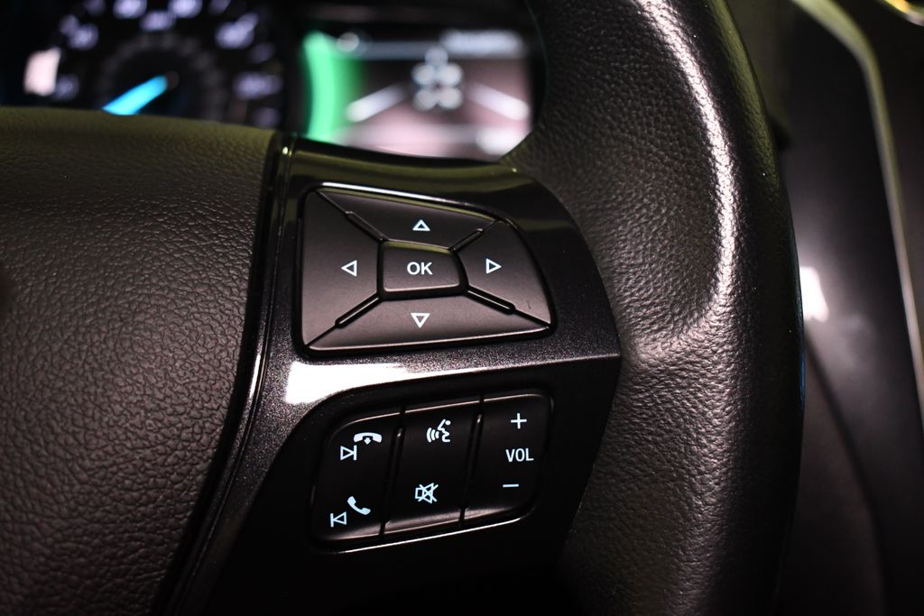 Thumbnail: 2017 Ford Explorer - 24