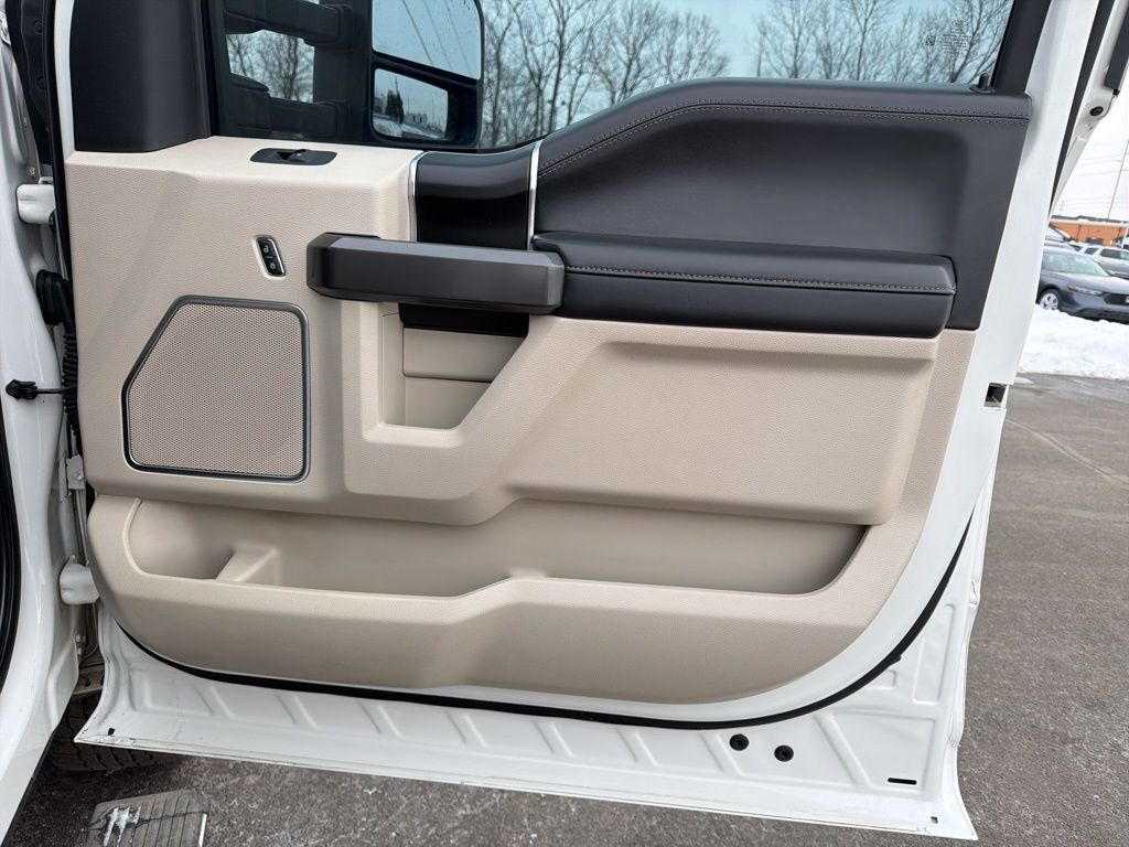 Thumbnail: 2020 Ford Econoline - 26