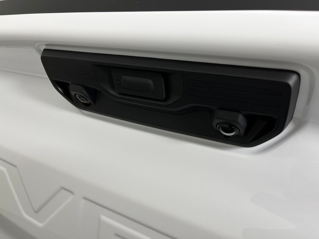 Thumbnail: 2026 Chevrolet Silverado 1500 - 23