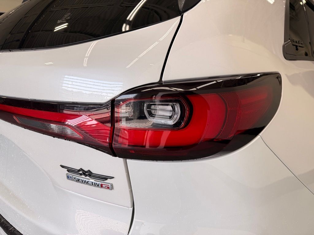 Thumbnail: 2025 Mazda CX-70 - 5