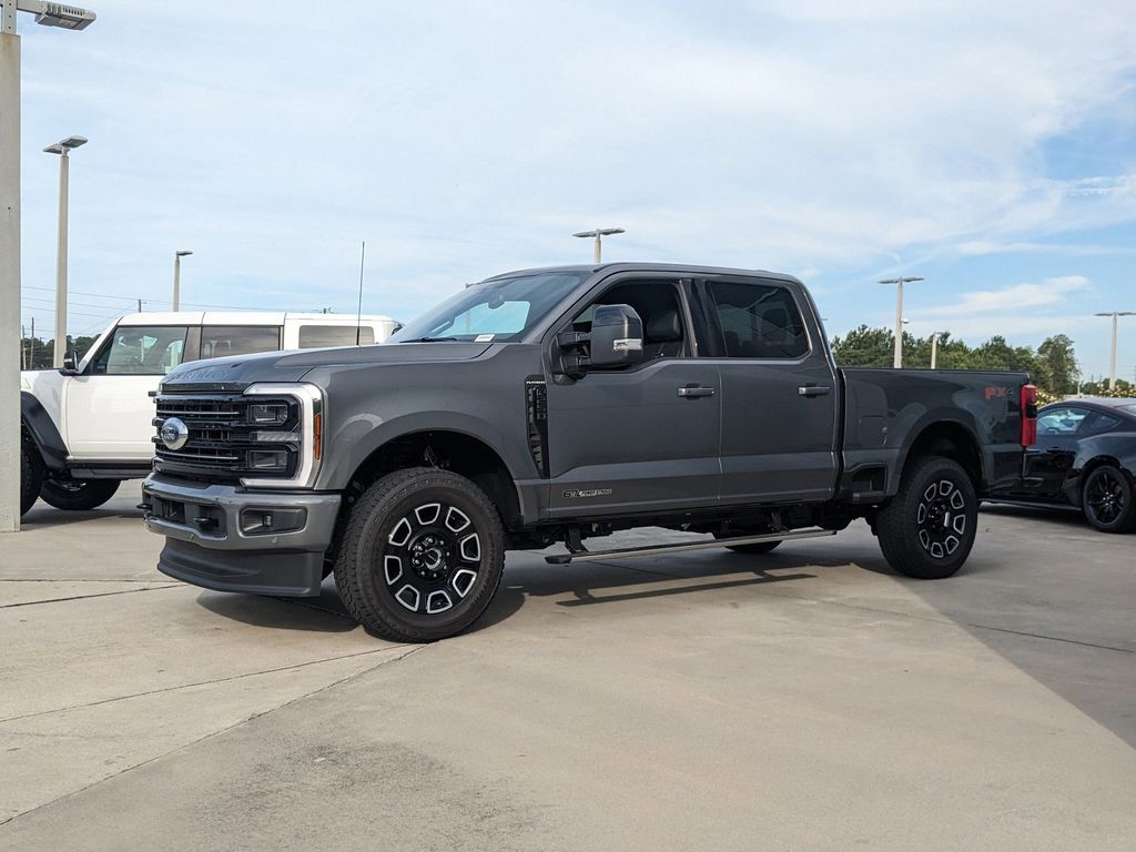 2025 Ford F-250 Super Duty Platinum