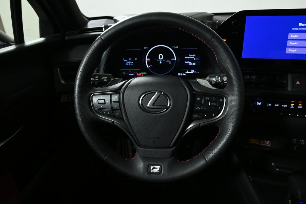 Thumbnail: 2025 Lexus UX - 18