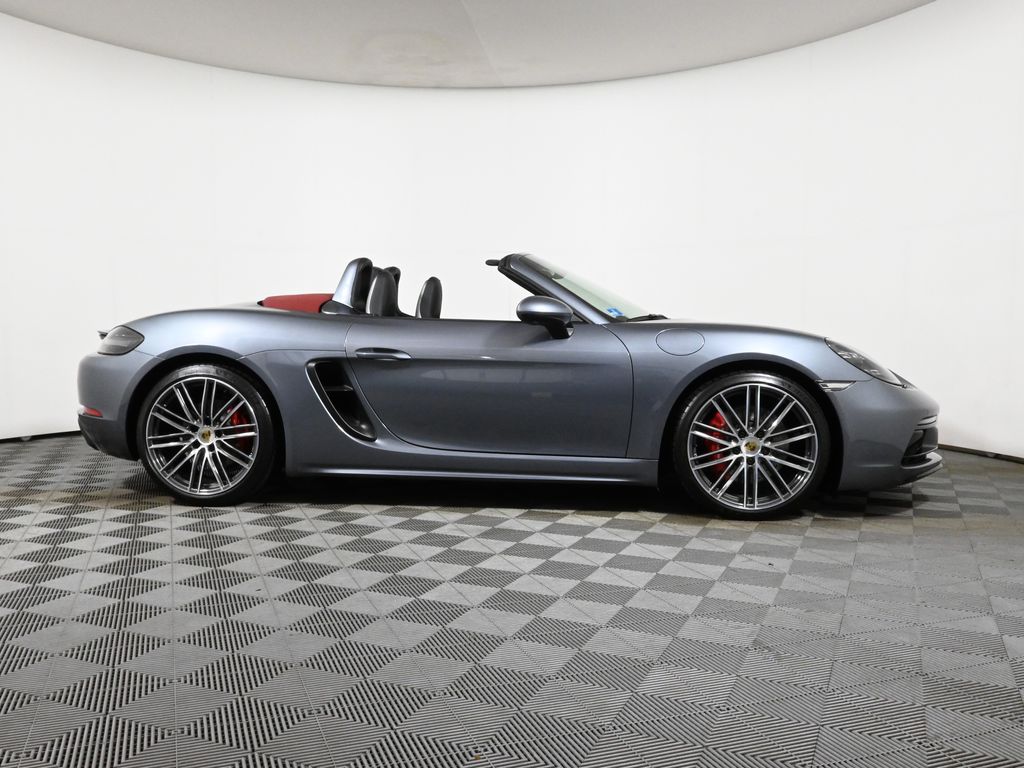 Thumbnail: 2025 Porsche 718 Boxster - 16